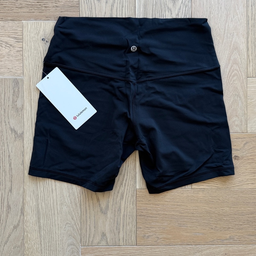 Lulumon Black Shorts - NWT - Picture 3 of 4